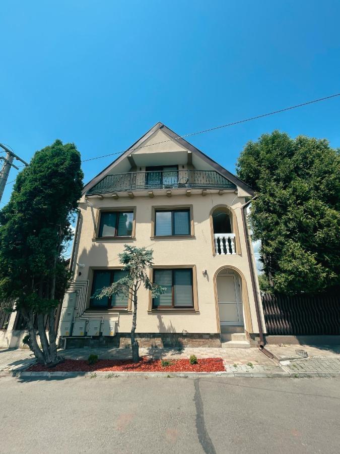 Apartment Glen